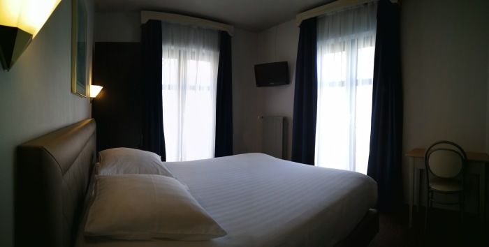 Hotel Le Chantecler Брюссель Номер фото